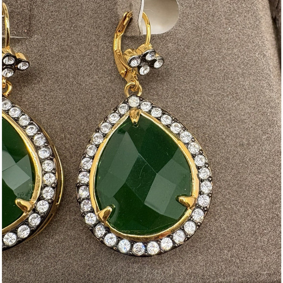 Vintage Nolan Miller Glamour Collection Royal Pear Drop Earrings Emerald Green - Picture 6 of 10